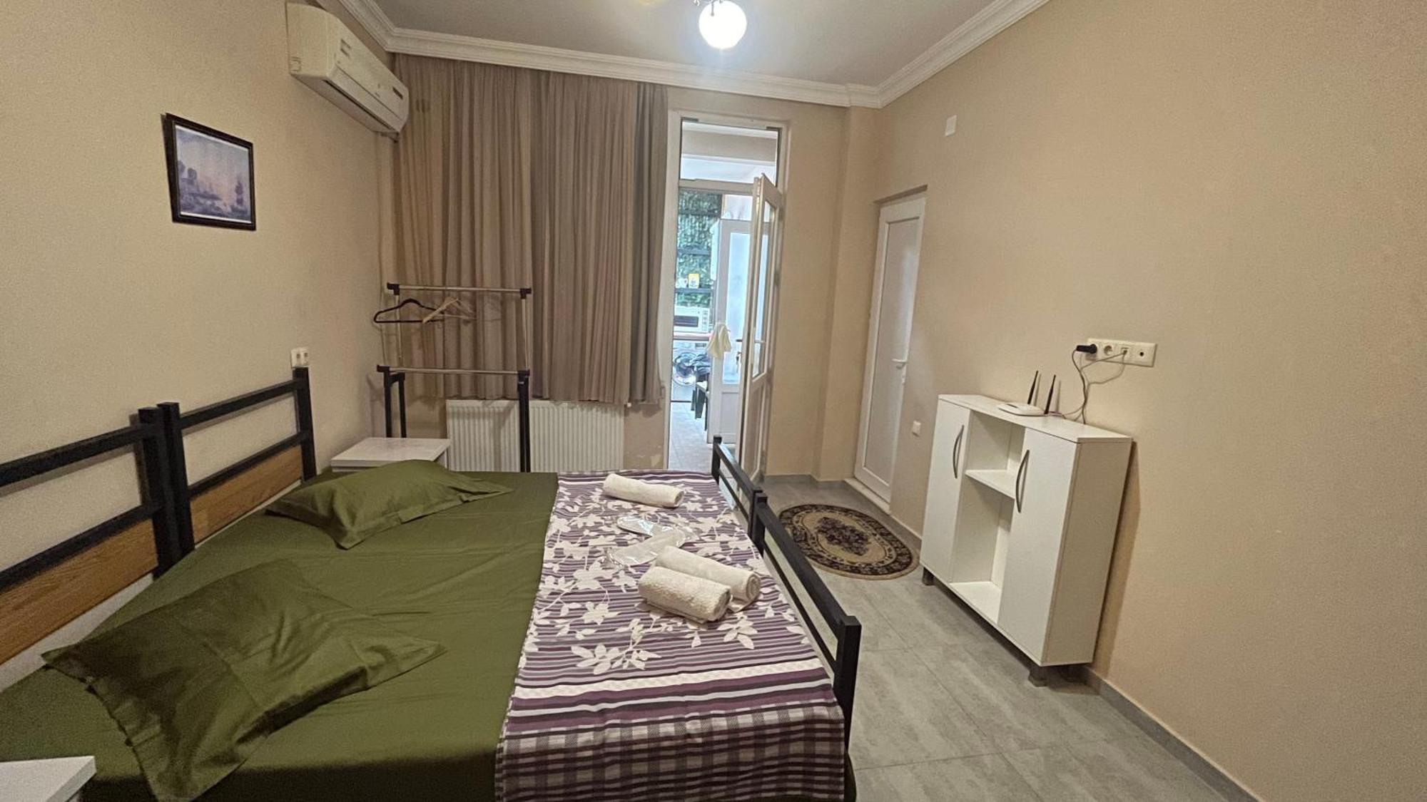 Guest House Kldiashvili Batumi Exterior foto